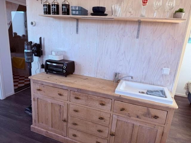 Coffee/tea facilities, Kitchen or kitchenette, toaster