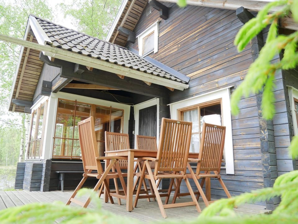 Property building, Patio, Day