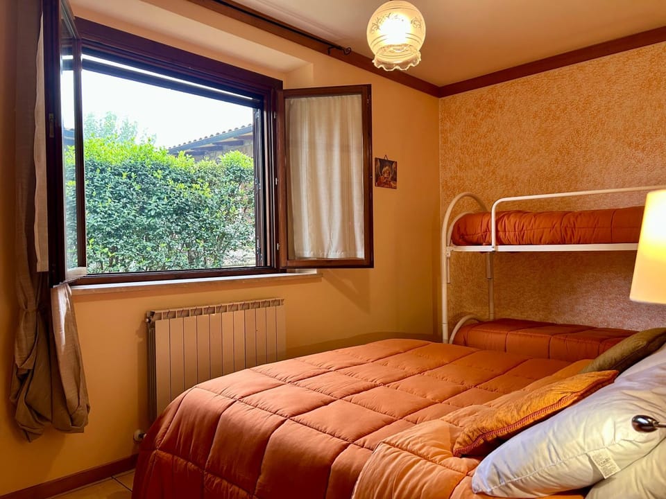 TV and multimedia, Bedroom, safe, air conditioner