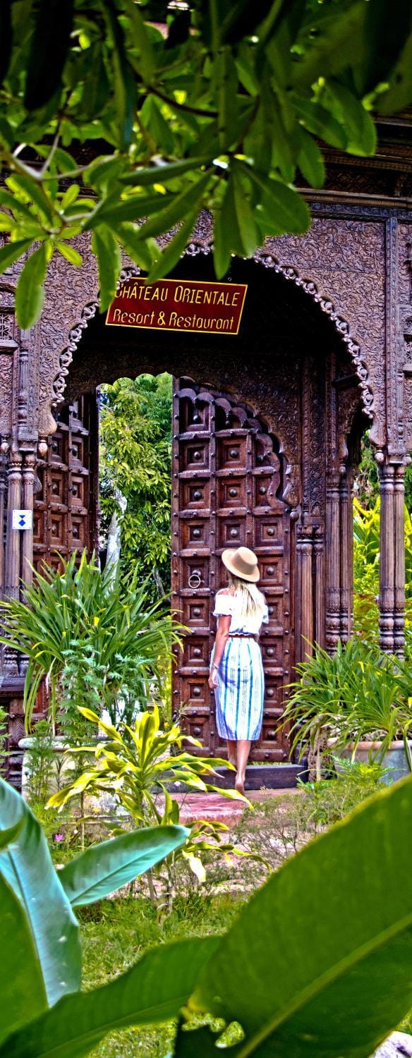 Facade/entrance
