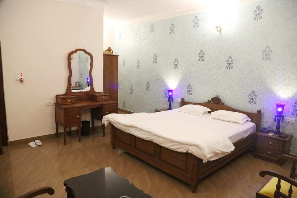 Bed, View (from property/room), Bedroom, City view, VIP