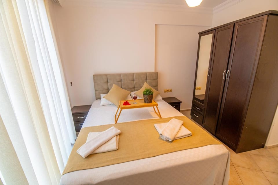 Bed, Bedroom, wardrobe