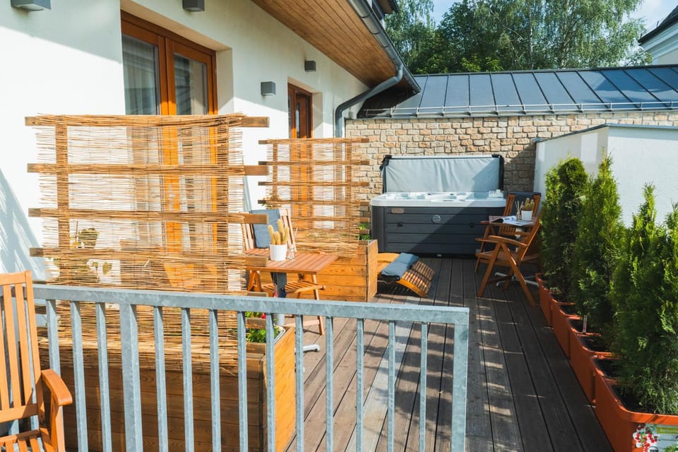 Resort Líšenský Dvůr Bed and Breakfast in Czechia