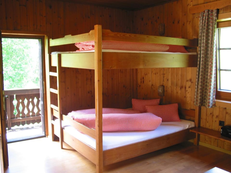 bunk bed