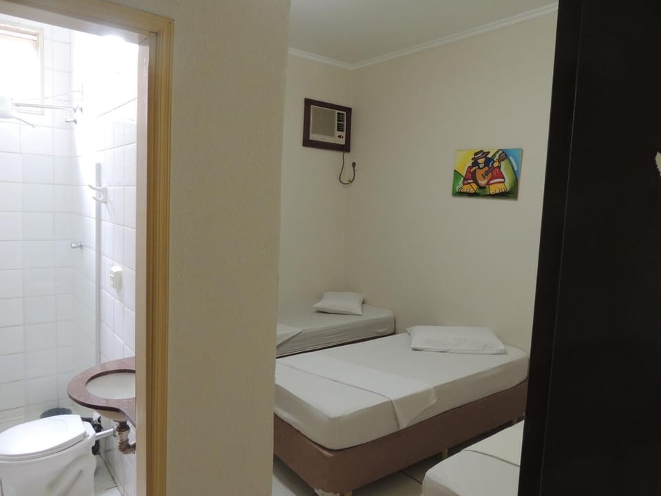 Bed, Bathroom, Photo of the whole room, Bedroom