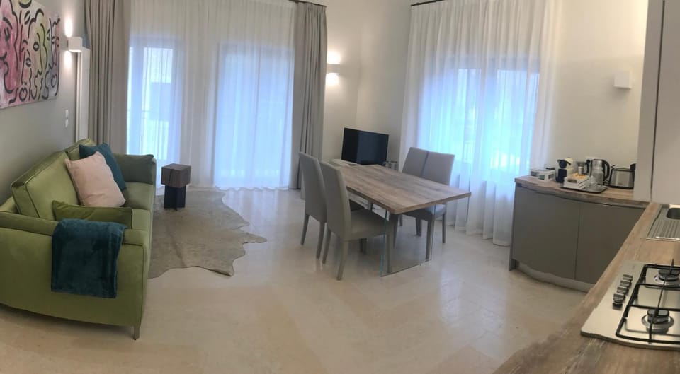 Suite La Damigella Apartment in Torri del Benaco