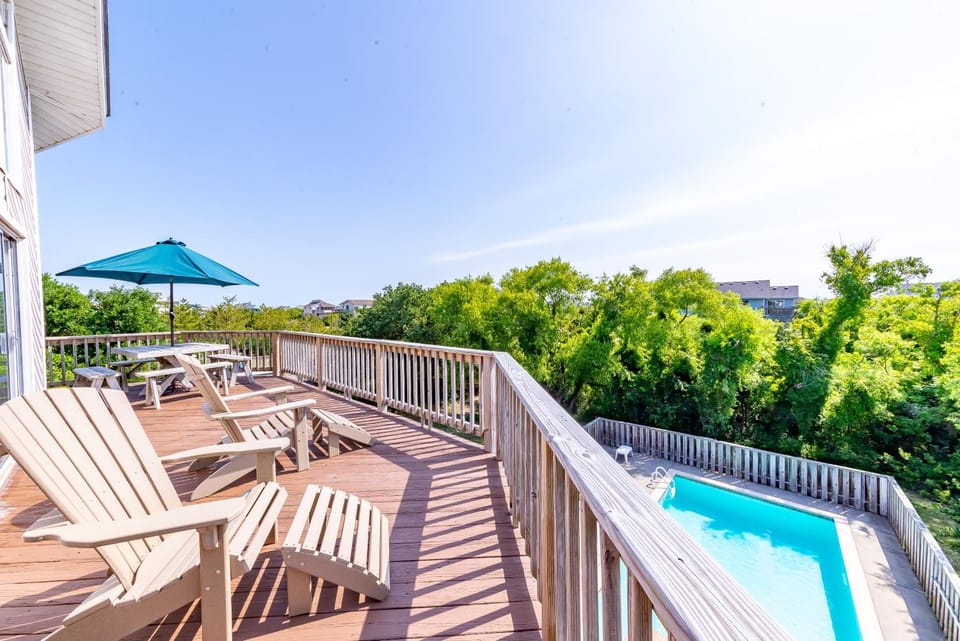 Keepsake - Corolla, Whalehead, 435 Yds to Beach, Pool w/Kiddie Pool, Hot Tub, Pets OK, Flex Stays House in Corolla