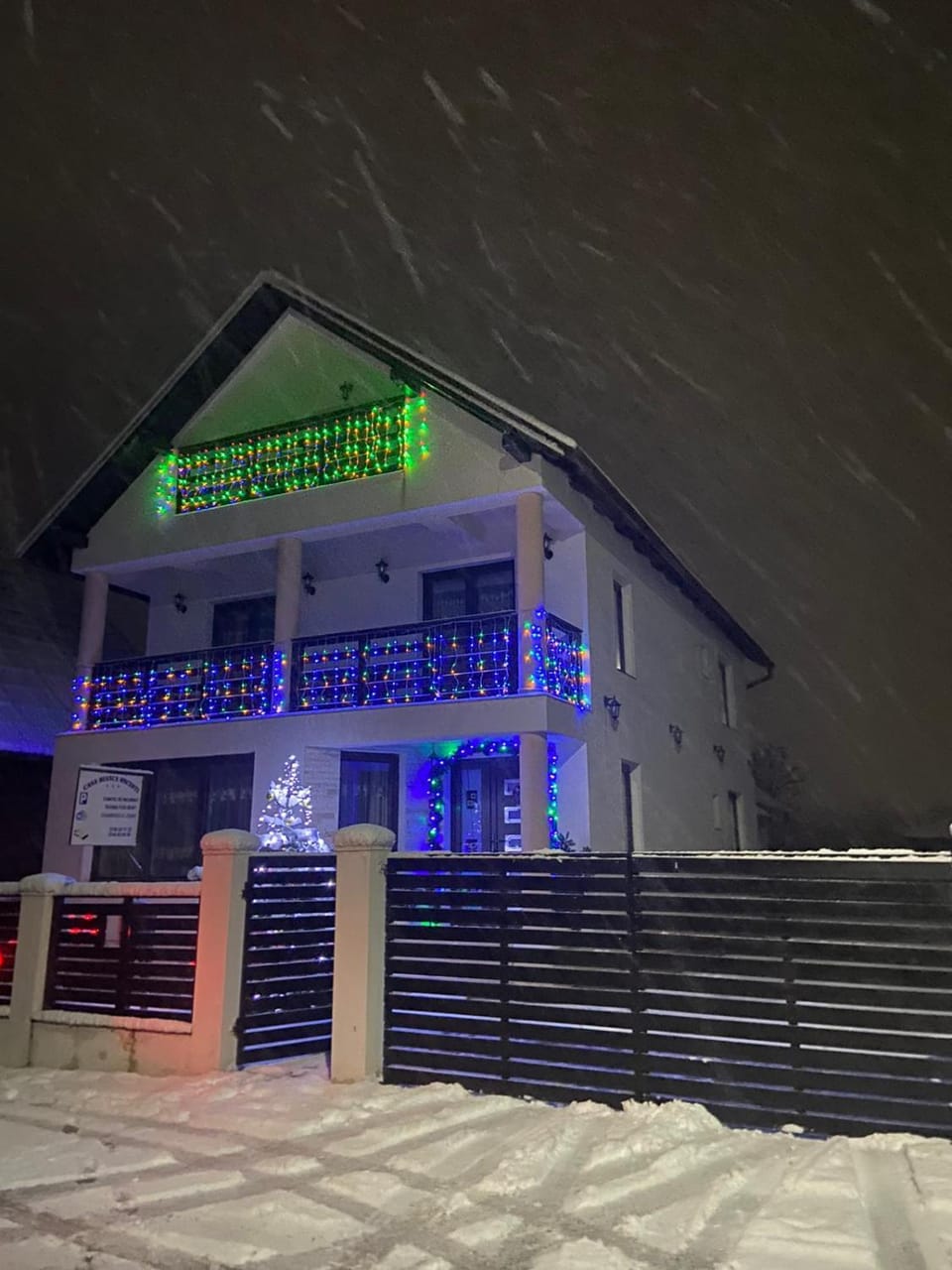 Casa Bianca Oncesti Country House in Romania