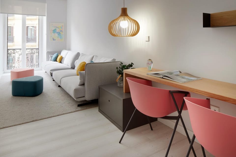 Living room, Seating area