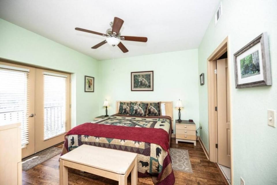 MVC - Unit 1302 - The Cove Apartment in Pigeon Forge