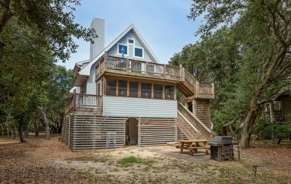 Pappia - Duck, Sanderling, Oceanside, 150 Yards to Beach, on Lake, Community Pool House in Duck