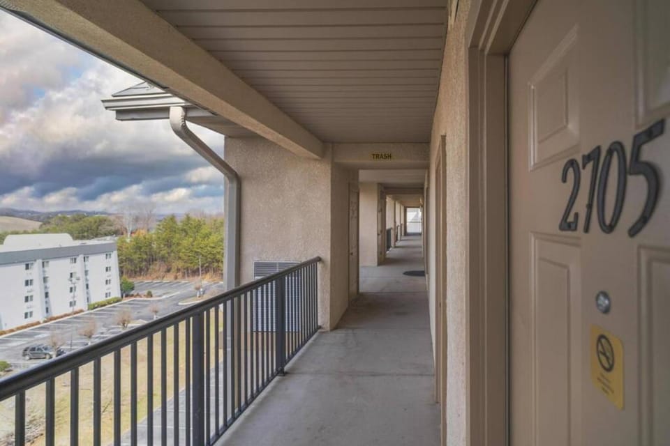 MVC - Unit 2705 Apartment in Pigeon Forge