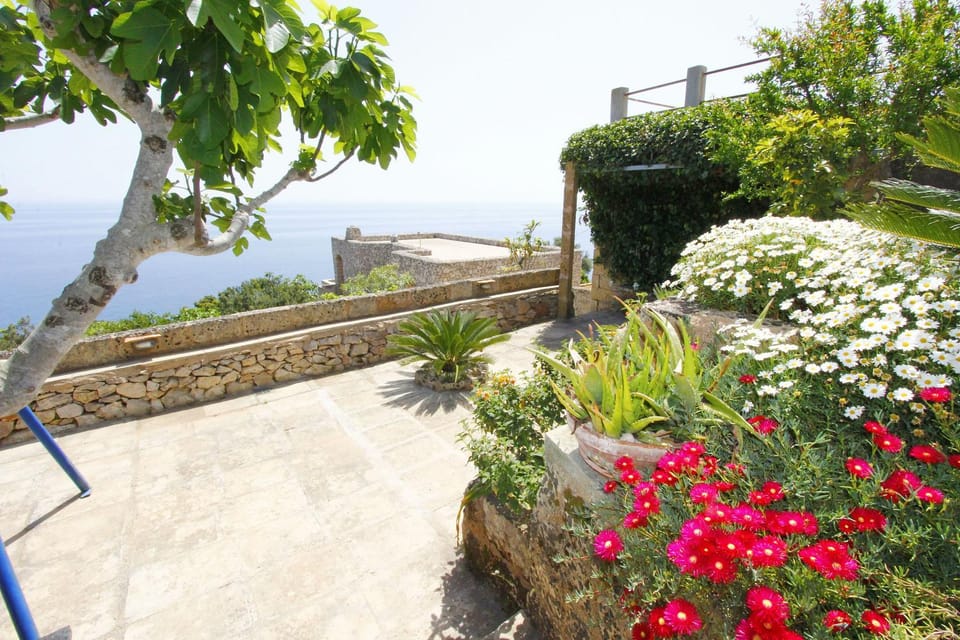 Garden, Balcony/Terrace, Sea view