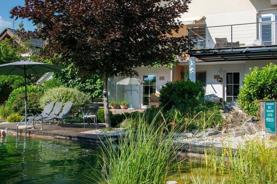 Garden, Swimming pool