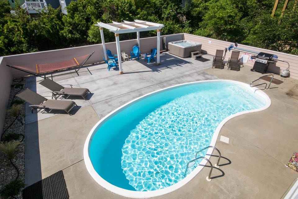 Always Dreaming - Corolla, Ocean Sands, 150 Yds to Beach, Oceanside, Pool, Hot Tub, Pets OK House in Corolla