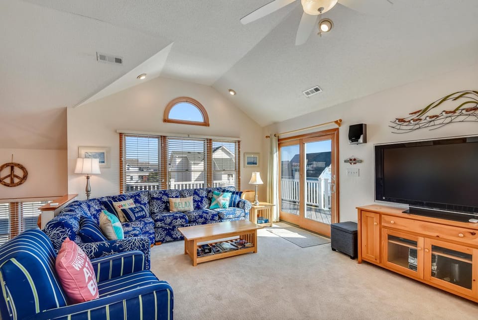 Always Dreaming - Corolla, Ocean Sands, 150 Yds to Beach, Oceanside, Pool, Hot Tub, Pets OK House in Corolla