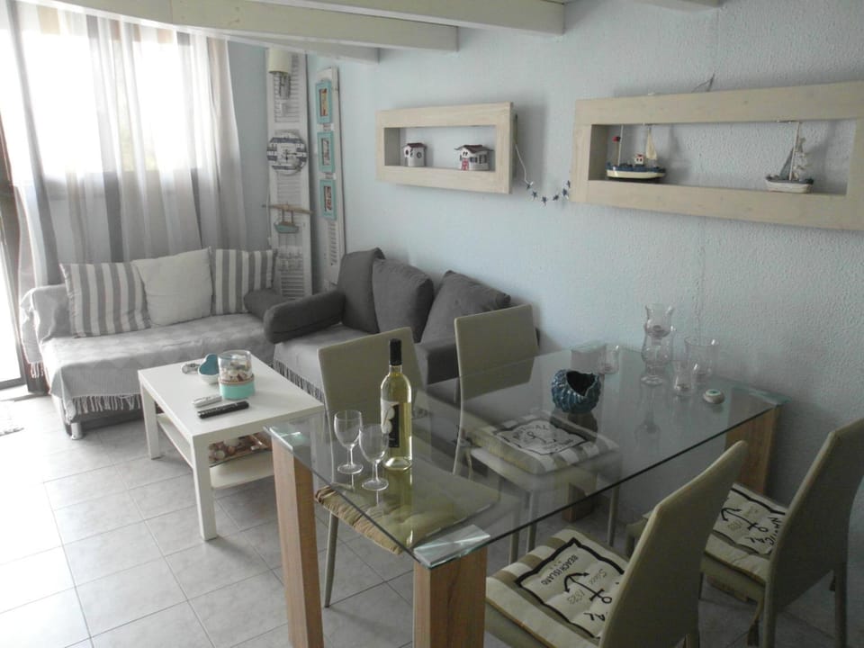 Modern Apartment 100m. from the Sea Apartment in Halkidiki