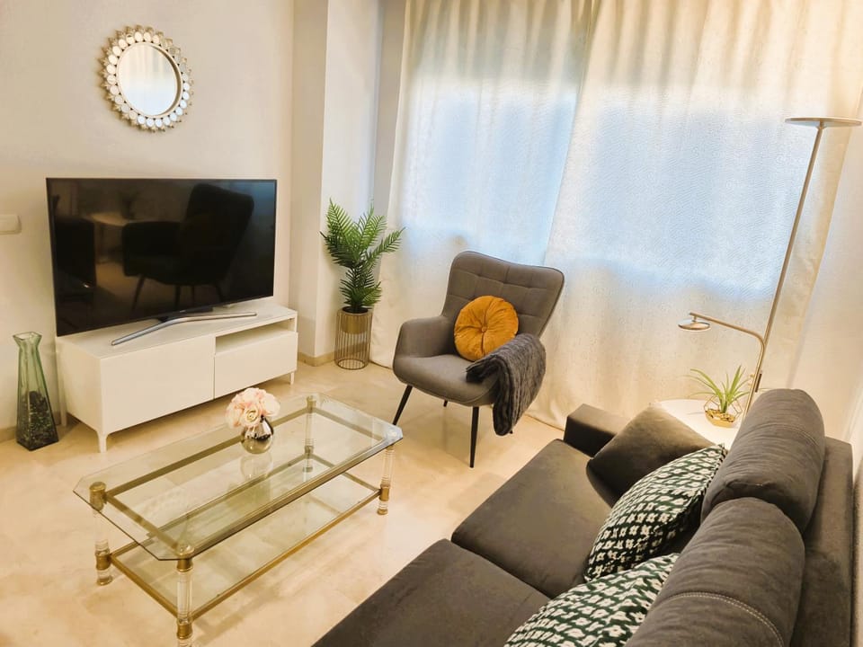 Araucaria Garden & Parking Apartment in Malaga