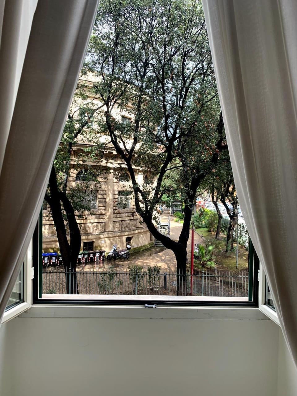Paramount Bed and Breakfast in Rome