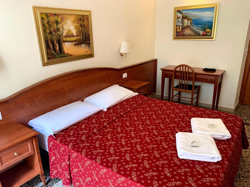 Paramount Bed and Breakfast in Rome
