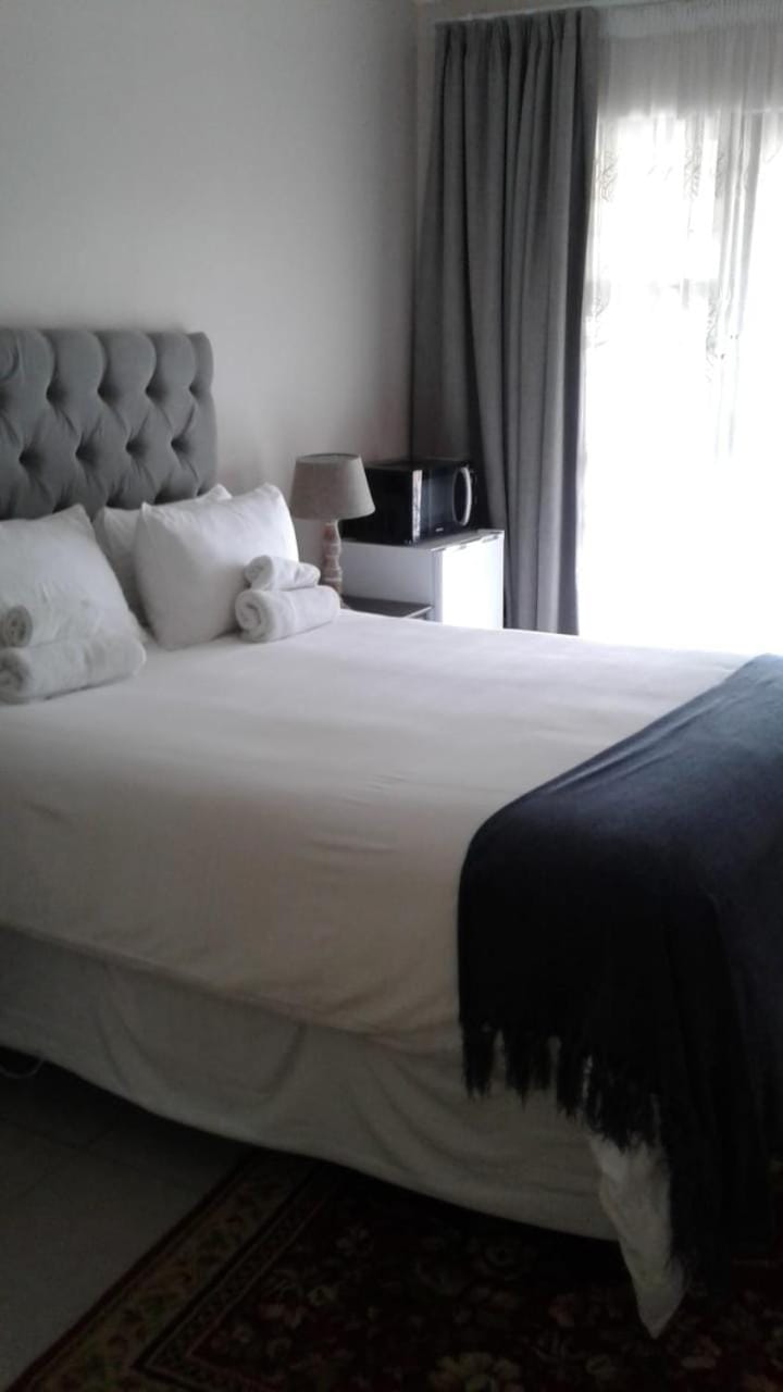 Vinolux Guest House Bed and Breakfast in Eastern Cape