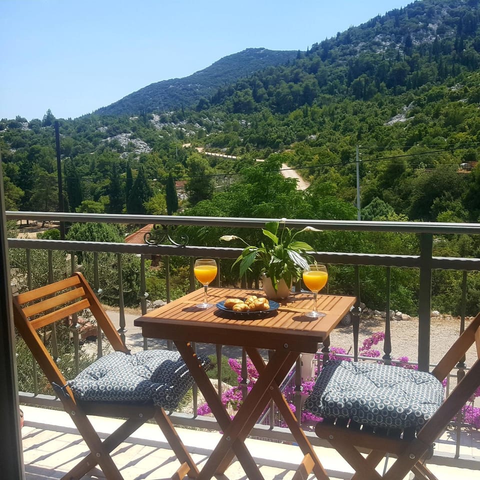 Balcony/Terrace, Landmark view