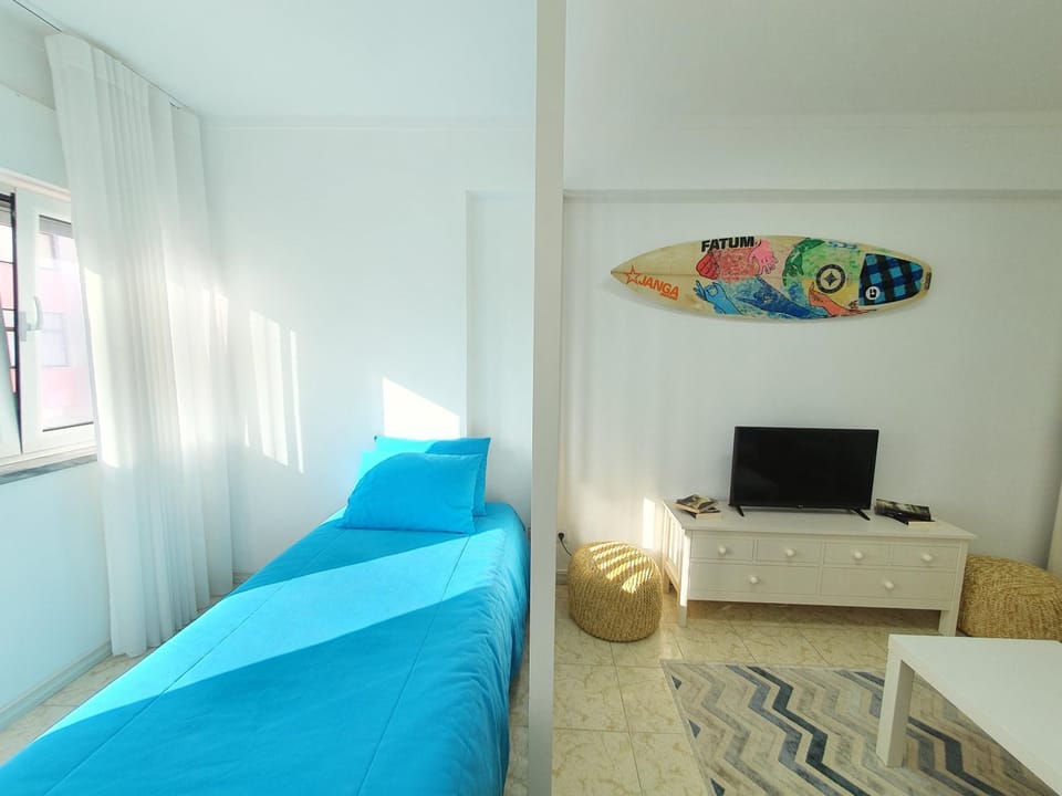 Communal lounge/ TV room, Bed