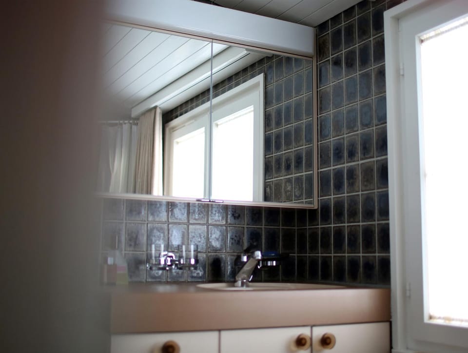 Bathroom, Quiet street view