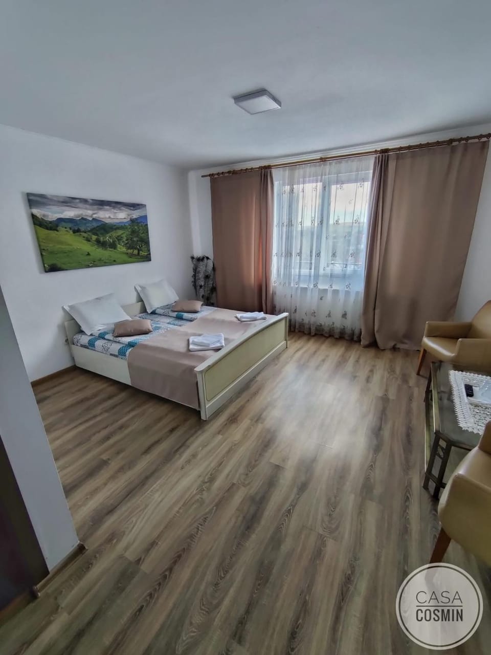 Bed, Bathroom, Photo of the whole room, Bedroom, Mountain view