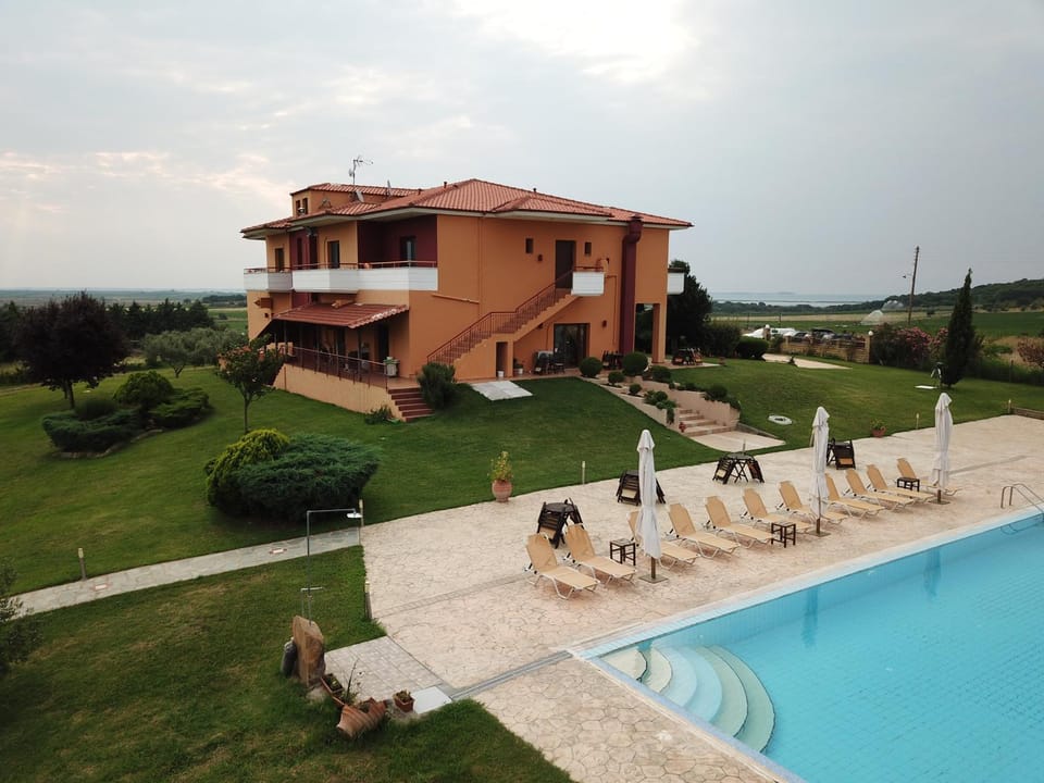 Petrinos Lofos Hotel in Decentralized Administration of Macedonia and Thrace