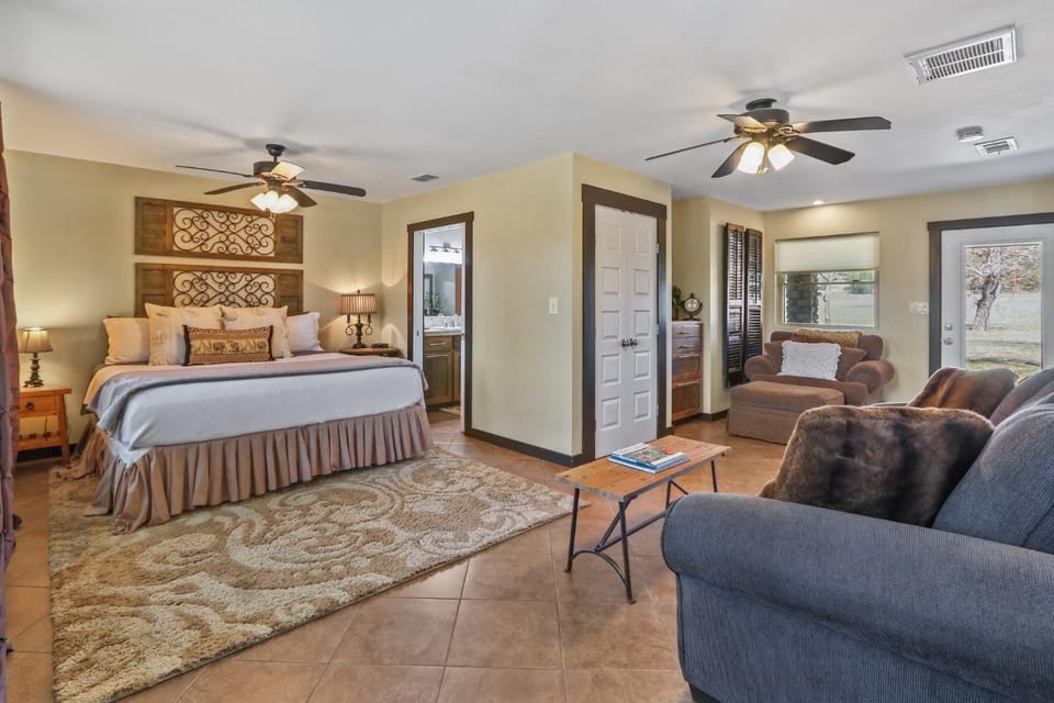 2 Creeks House in Wimberley