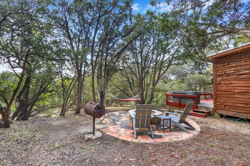 Cozy Cabin Cabin in Wimberley