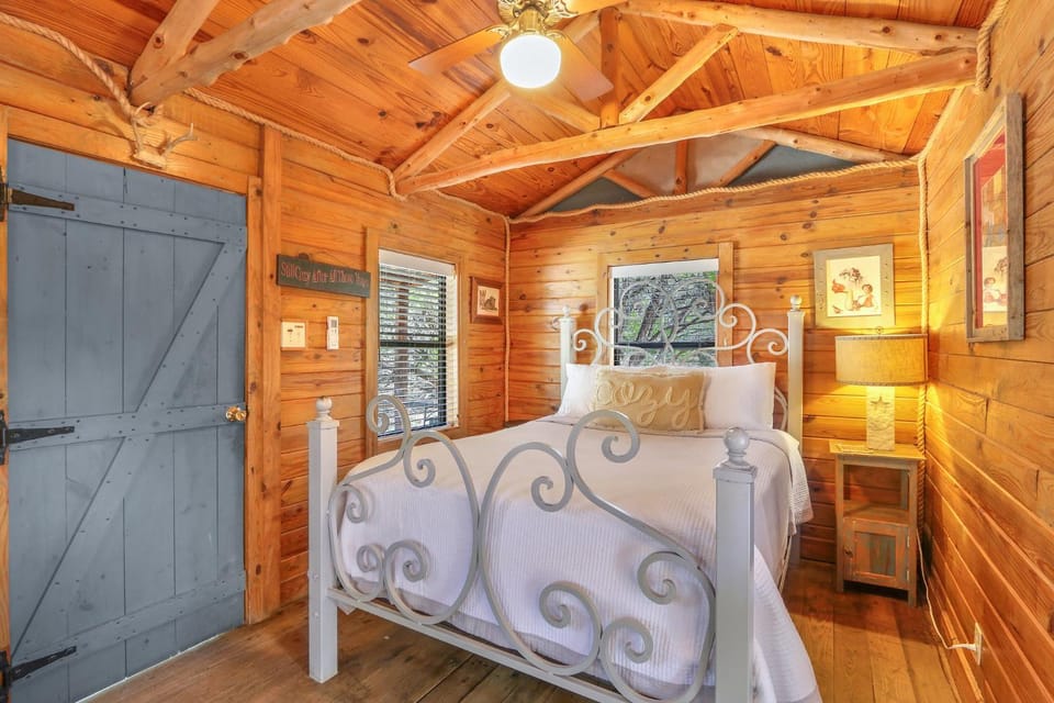 Cozy Cabin Cabin in Wimberley