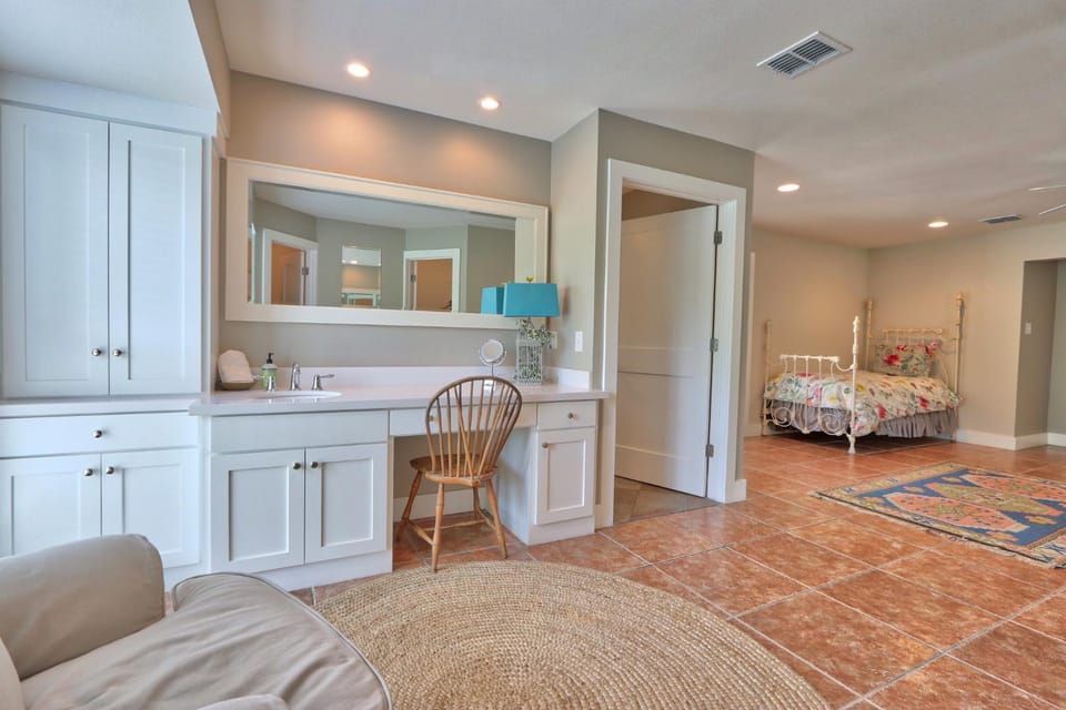 Retama House in Wimberley