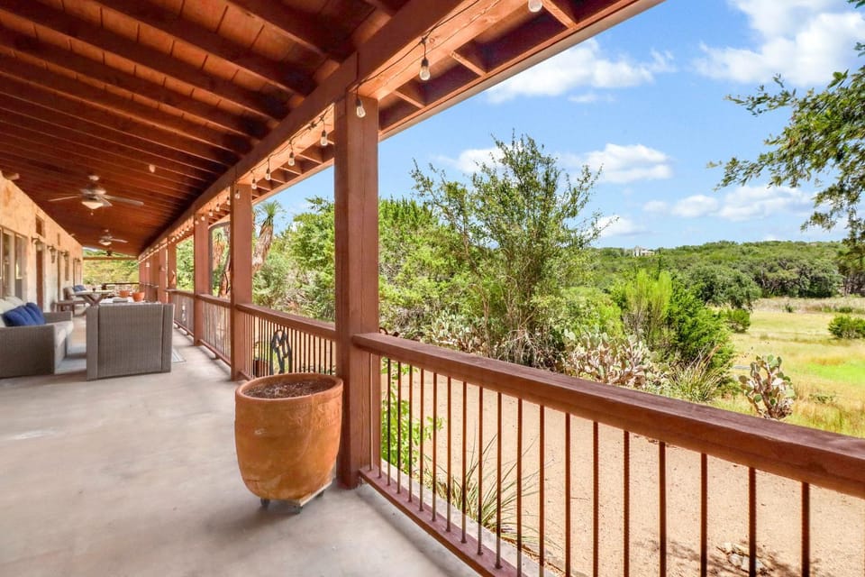 Southern Cross House in Texas