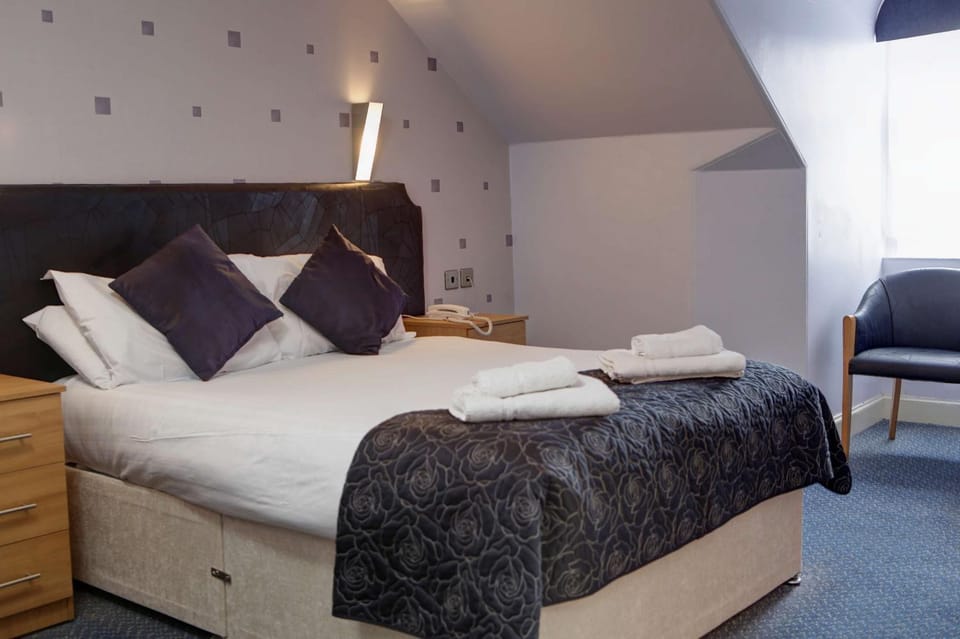 Photo of the whole room, On site