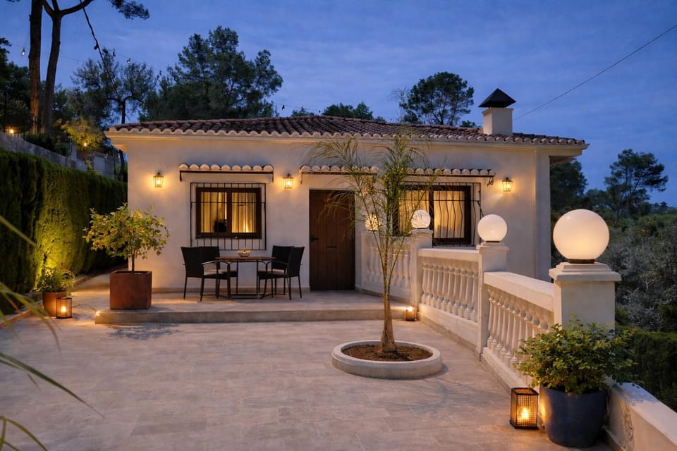 Wonderful Villa, Heated Pool, Near Beautiful Xàtiva Town Villa in Valencian Community