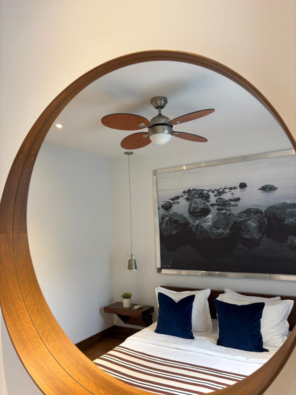 Lofts Jacques-Cartier Free Parking Apartment in Laval