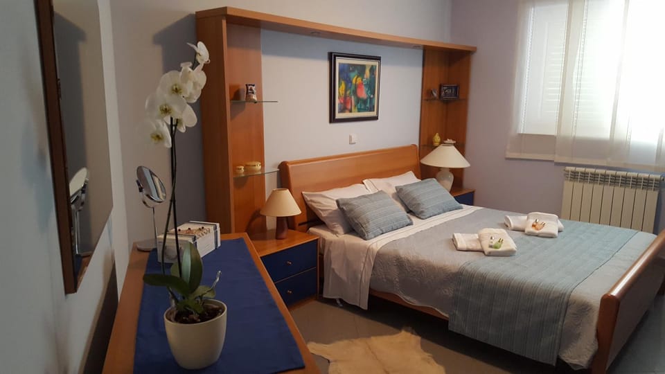 Blue Gortanova Bay Apartment in Pula