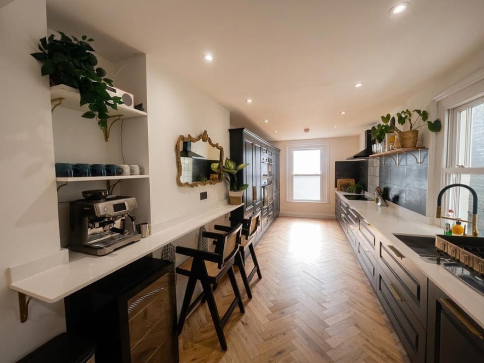 kitchen, kitchen