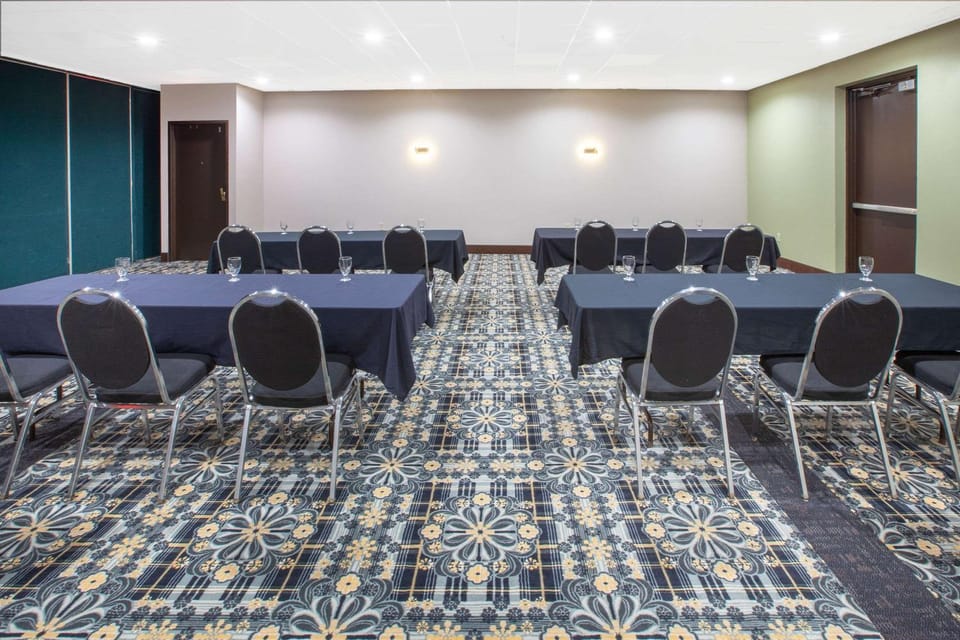 On site, Meeting/conference room