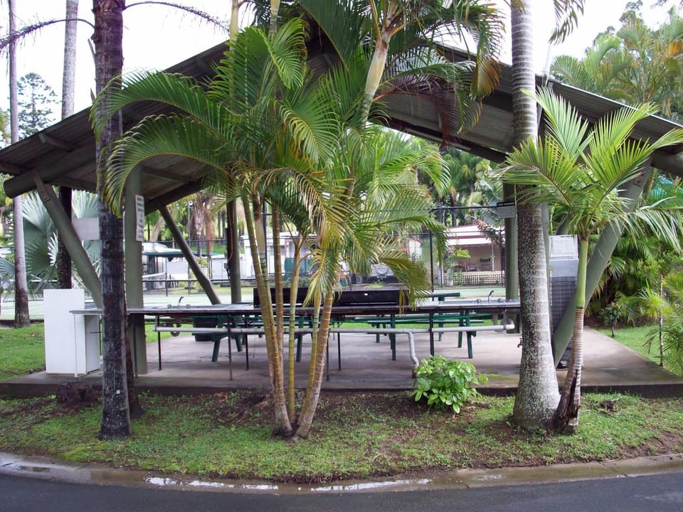 BBQ facilities, Garden, Internal: Not applicable to any particular room