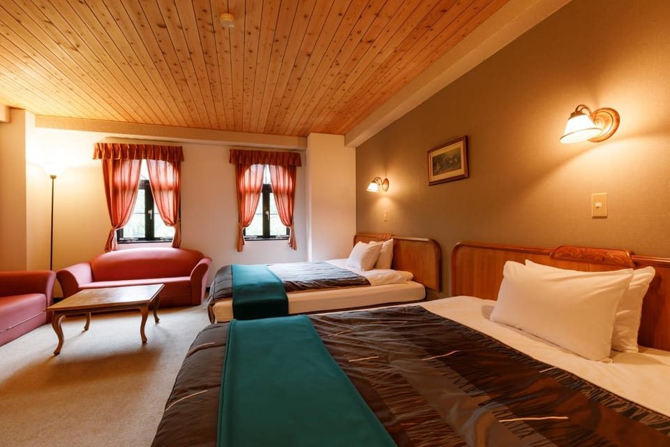 Bed, Living room, Photo of the whole room