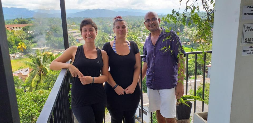 Balcony/Terrace, Mountain view, group of guests