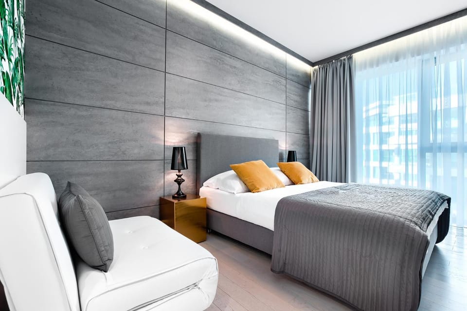Bed, Photo of the whole room, Seating area