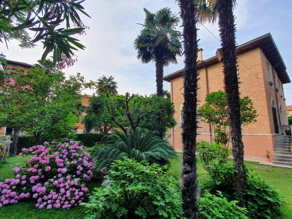 Garden, Garden view