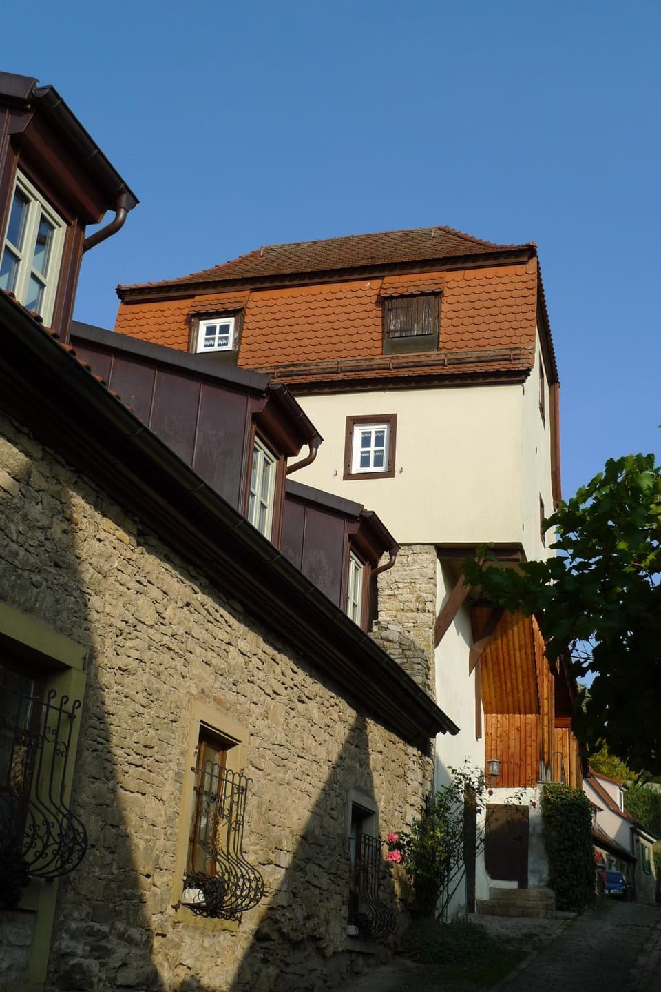Facade/entrance