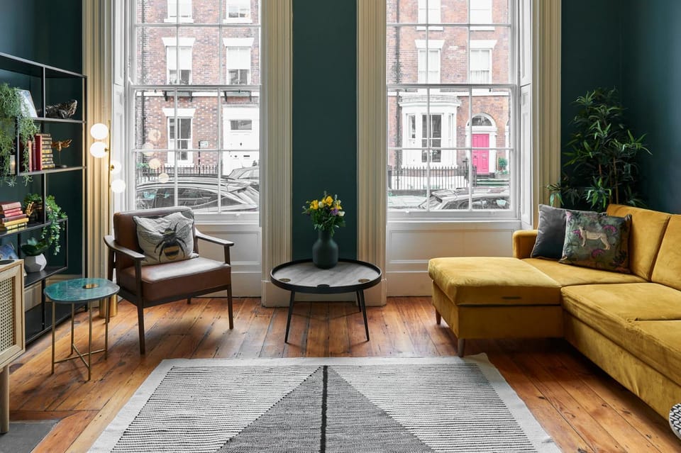 Living room, Seating area