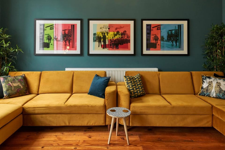 Living room, Seating area