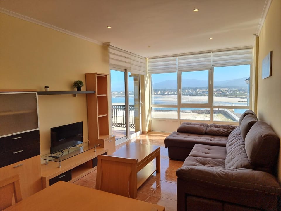 Living room, Sea view